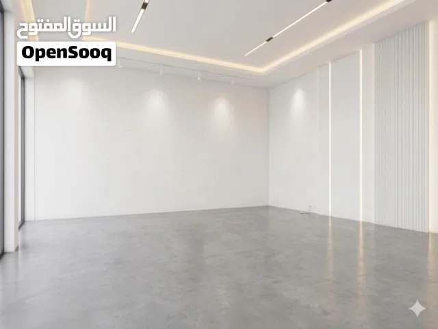 130 m2 3 Bedrooms Apartments for Sale in Khartoum Hai Al-Shati