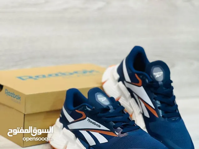 ريبوك بسعر 140دينار