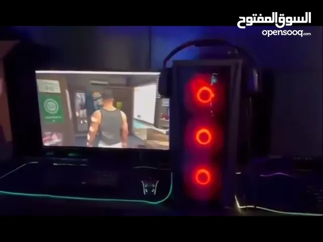 pc كامل مع كرسي كيمنك و يوبي اس 3000