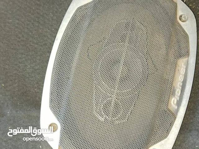 سماعات بايونير 600وط