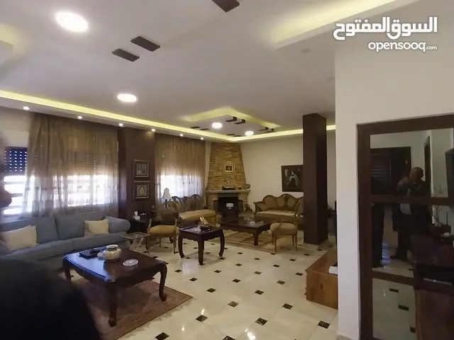 150m2 3 Bedrooms Apartments for Sale in Amman Zinat Al-Rubue