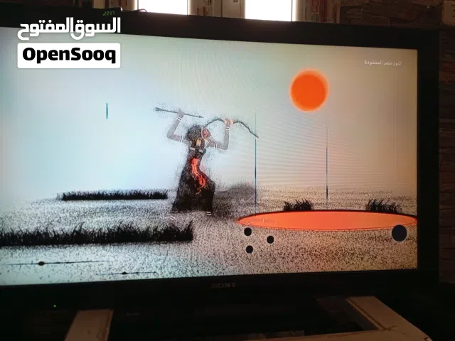 سوني شاشه به نقاط صغيره لا تأثر علي الشاشه أمورها تمام يشتغل صوت وصوره وريموت