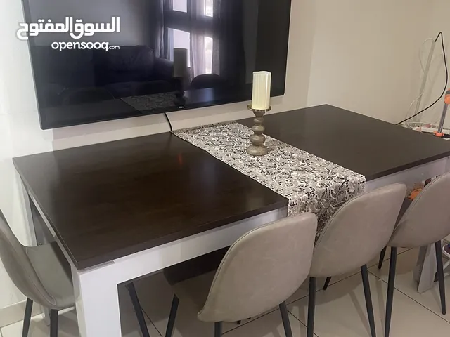 طاولة سفرة بدون الكراسي