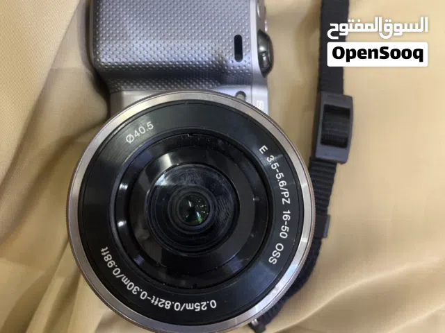مطلوب عدسه متوسطه الحجم لاهاذي الكمره NEX-5R