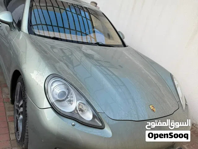 2011 بورش باناميرا Panamera