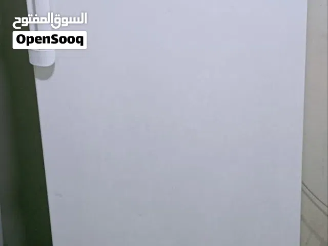 ديب فريزر وايت بوينت نوفروست 4درج و رفين علويين ضمان شهر تجربة من المعرض استعمال نضيف بحالة الزيرو