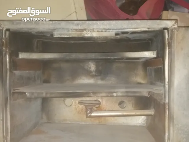 فرن عربي قديم للبيع قابل للتفاوض