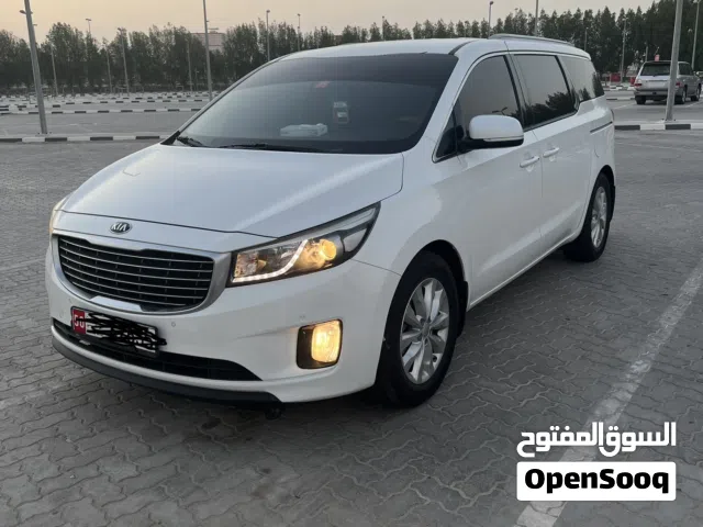 Used Kia Carnival in Abu Dhabi