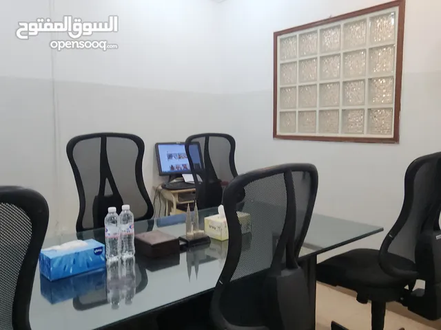 مطلوب شريكة او شريك في شركة تجارة عامة