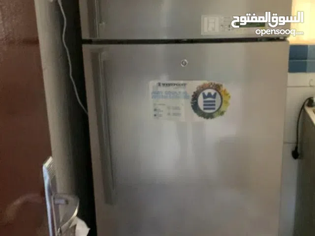 سكن شيرنج هادي نظيف موظفين بجانب جمبع الخدمات