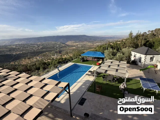 3 Bedrooms Chalet for Rent in Salt Zay