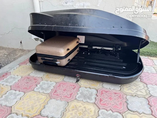 حقيبه أو شنطة سياره