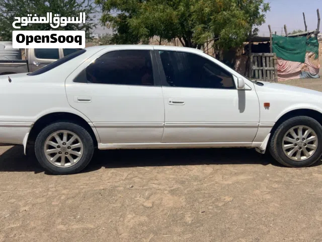 كامري مديل 2000