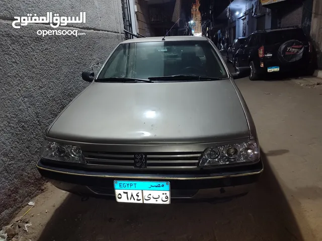Peugeot 405  in Cairo