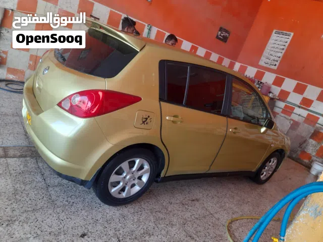 2006 نيسان تيدا