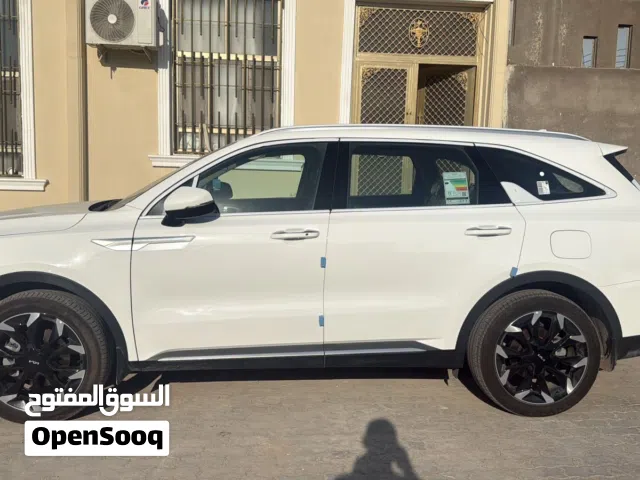 سورنتو 2025 ماشيه. 2000