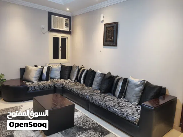 كنب مستعمل للبيع نظيف