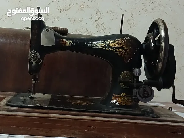 مكينة خياطة سنجر من سنة 1886 انتيك قديمة ما زالت تعمل اثرية تضيف لمسة من الأناقة والفخامة لكل مكان