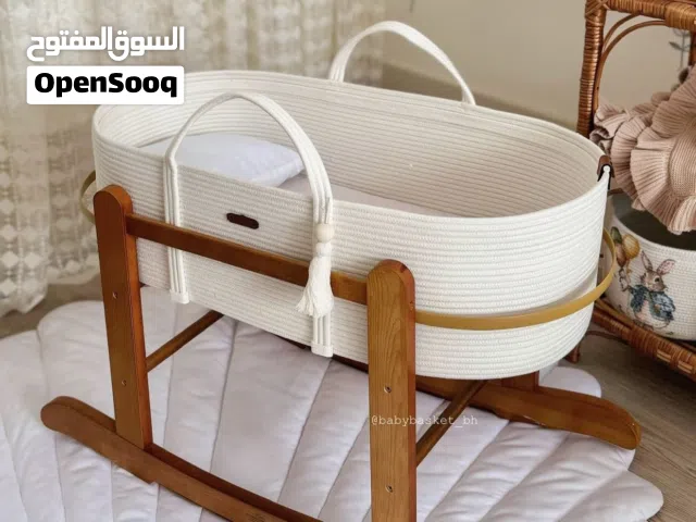 سلة أطفال مع ستاند