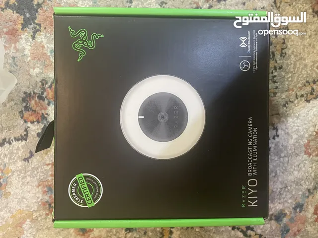Razer Kiyo Streaming Webcam with Built-In Ring Light – Full HD 1080p