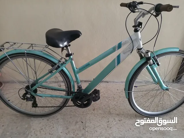 بسكليت نوعية Gzone الممتاز للبيع بحالة الوكالة