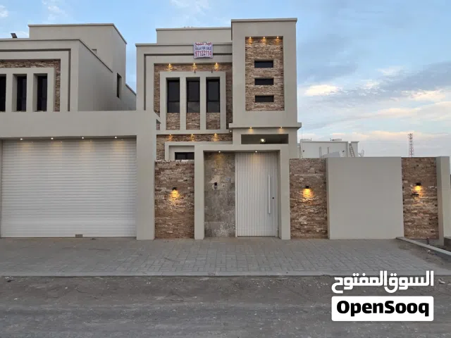 فيلا للبيع في بركاء صومحان شمال