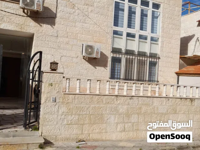 فيلا فاخرة للايجار مفروشه