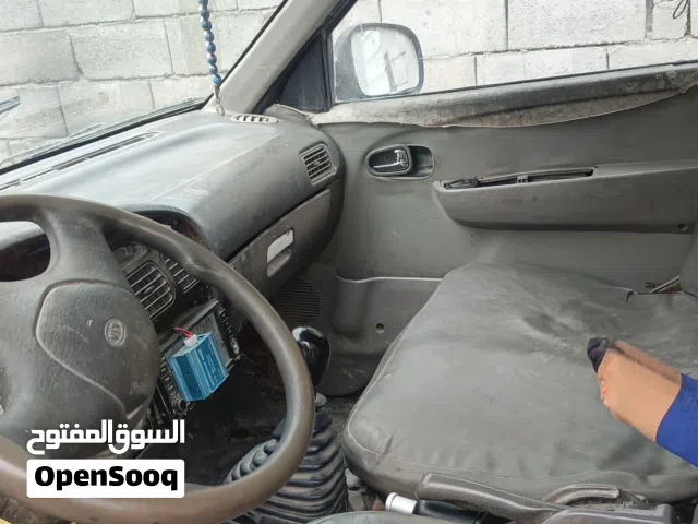2000 كيا بريجيو
