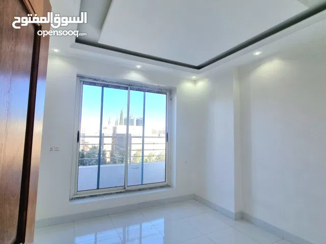 شقة فاخرة للإيجار في قلب صنعاء حده – قريب الجندول