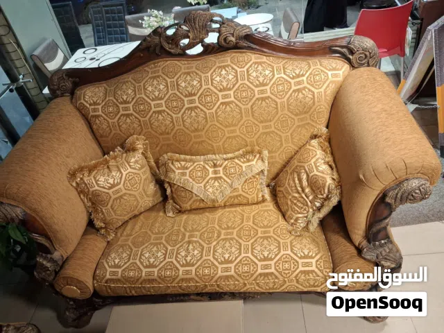 استعمال كم شهر 9 مقاعد حفر خشب زان