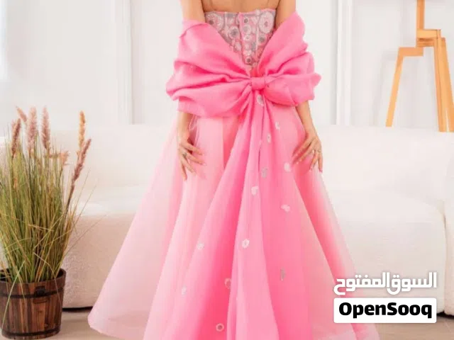 تصفية فساتين وجلابيات نسائية متنوعة