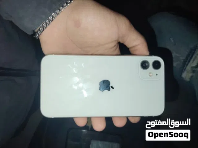 Apple iPhone 11 64 GB in Tripoli
