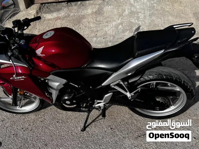 2012 هوندا CBR