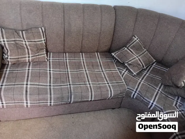 طقمين ( كنب وكورنر ) للبيع