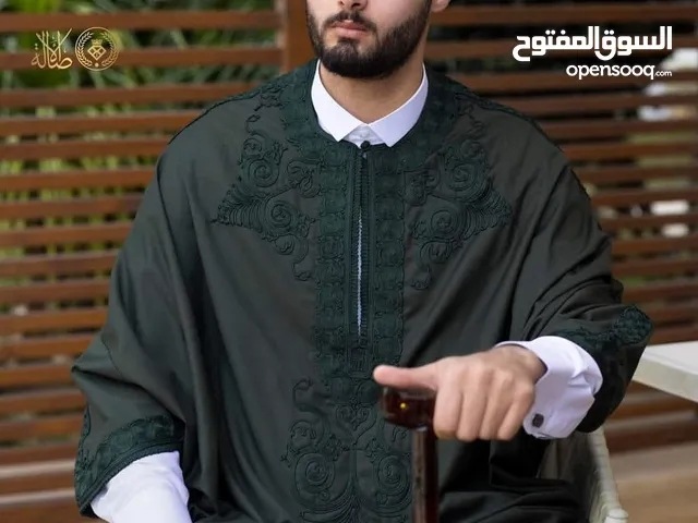 جبه طرابلسيه باللون الاخضر المميز تطريز يدوي فخمه بكل ع الواقع مقاس رقم 2