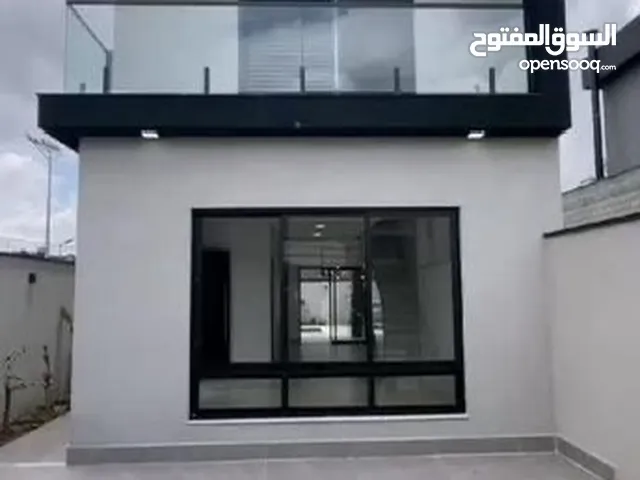 بيت للايجار بالنرجس فئة B