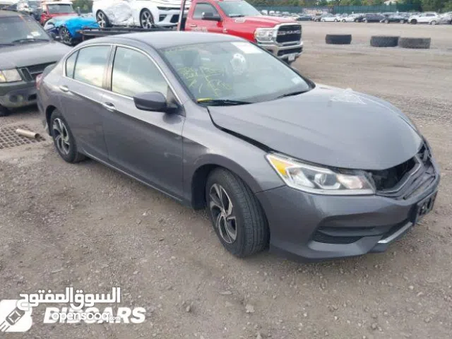 للبيع اكورد 2017 LX بالحادث الوصول خلال 3 ايام ان شاء الله