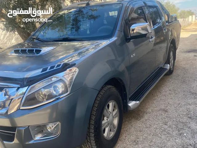 Used Isuzu D-Max in Irbid