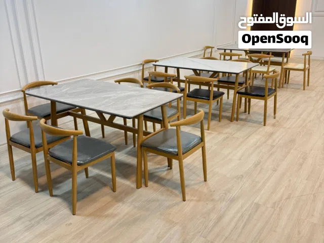 موديل جدا راقي  ميز طعام كرسي رجل حديد سطح مرمر صناعي هيكل حديد صبغ حراري متوفر بألوان تناسب الجميع