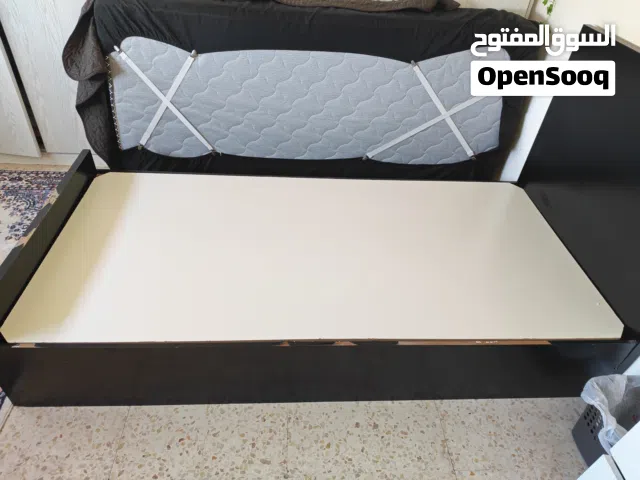 تخت مفرد مستعمل