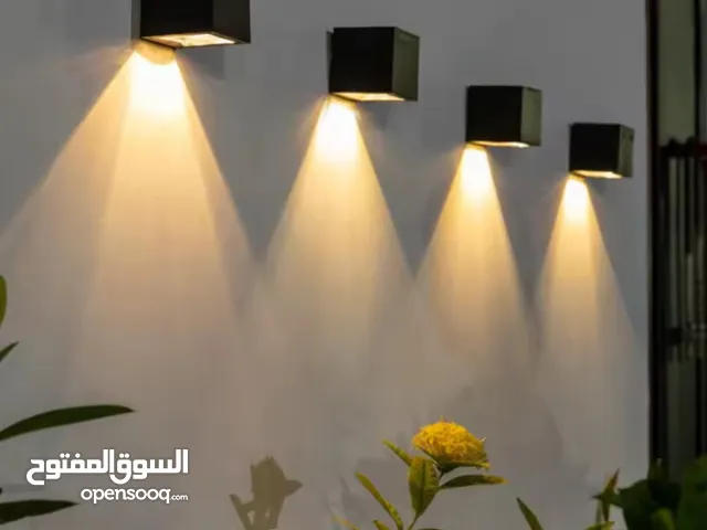 إضاءة جدران توصيل مجاناً