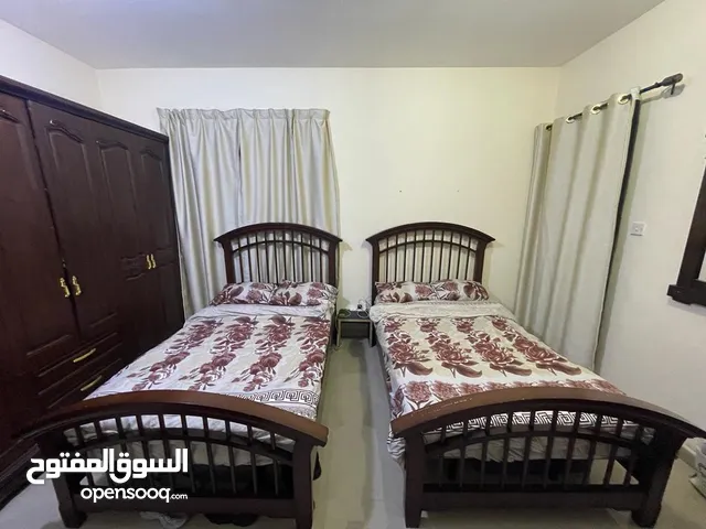 للبيع 2 سرير بالمرتبه من حول الإمارات بحالة جيدة جداً
