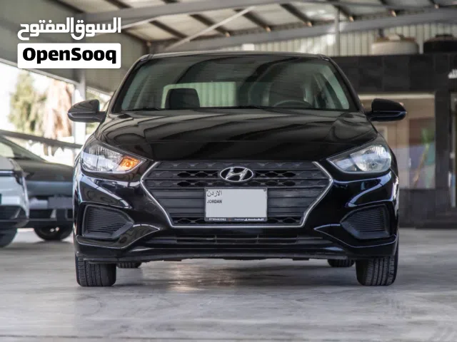 2018, هيونداي, اكسنت, Standard