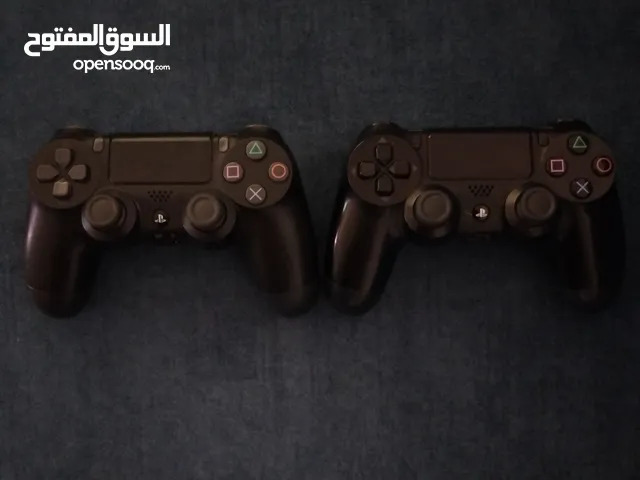 يدتين بلاستيشن فور أصليات للبيع