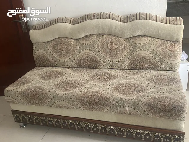 كنب بحاله ممتازه