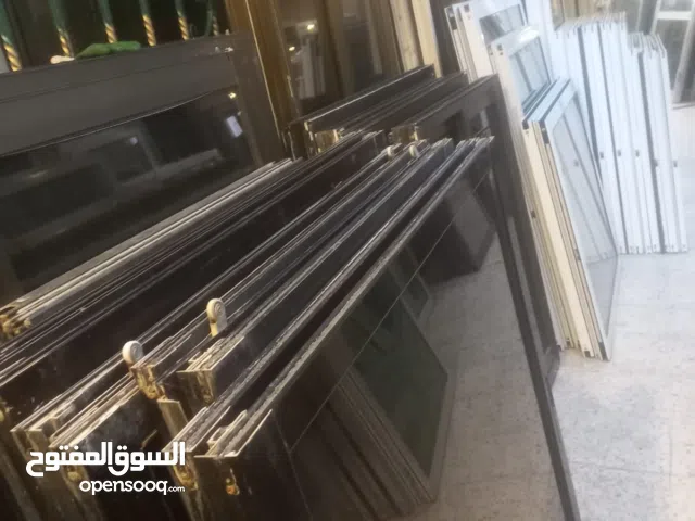 شبابيك المنيوم لون شمبيه زجاج عسلي بحال الوكاله عدد 15