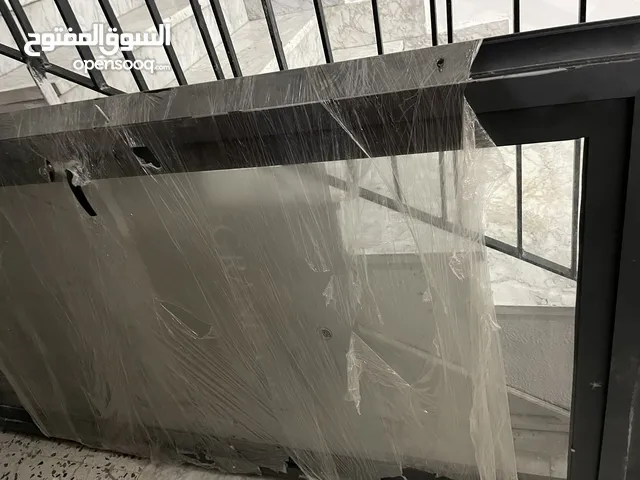 باب ألمونيوم