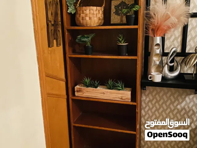 ارفف مكتبيه وديكور