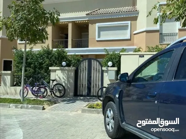 212 m2 4 Bedrooms Villa for Sale in Cairo New Cairo