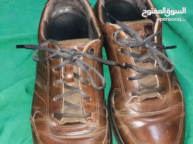 Ecco leather shoes for sale original أحذية للبيع جلدية اصلي ايكو + free adidas shoes gift
